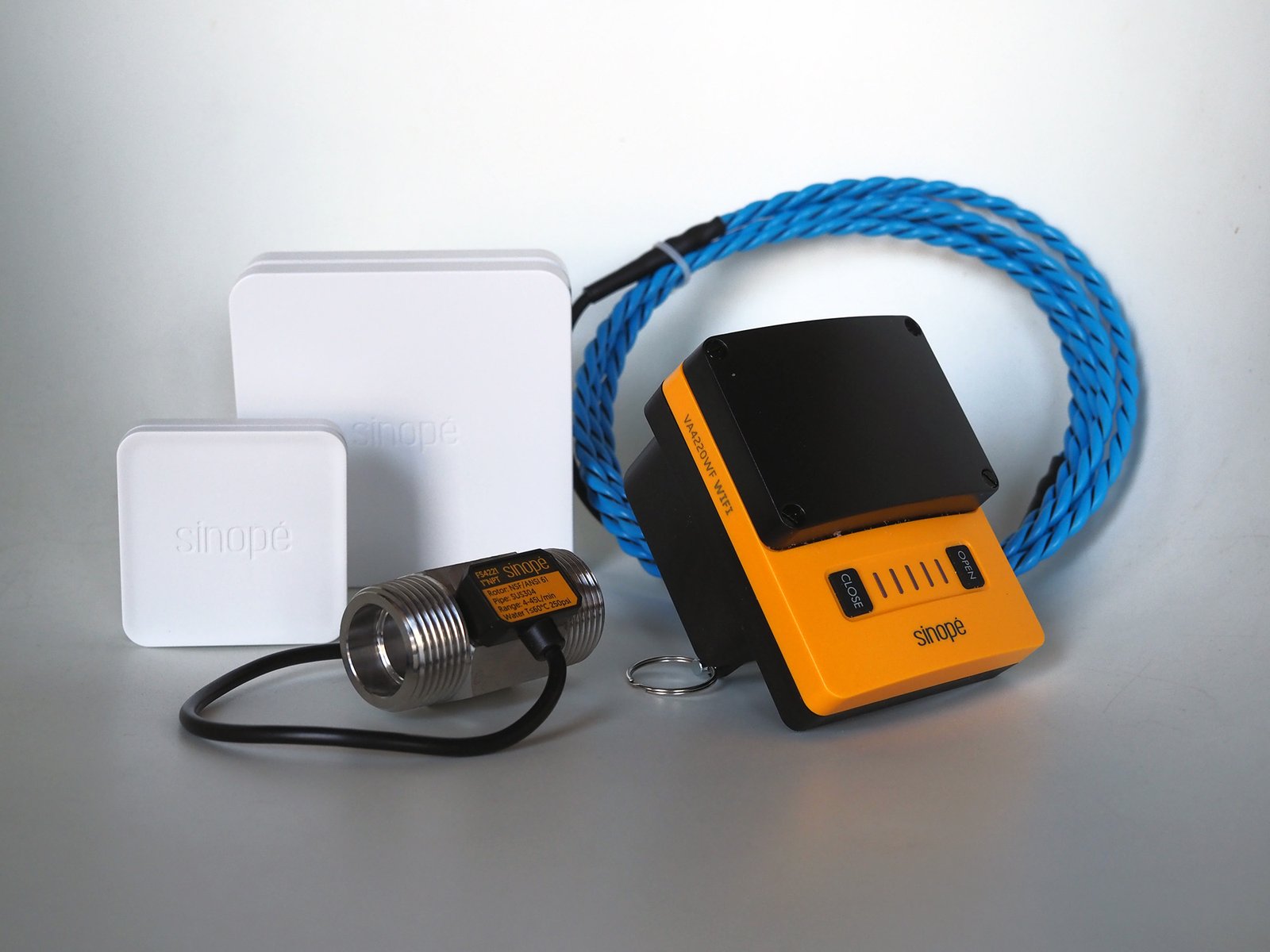 Water leak detection and automatic shutoff equipment